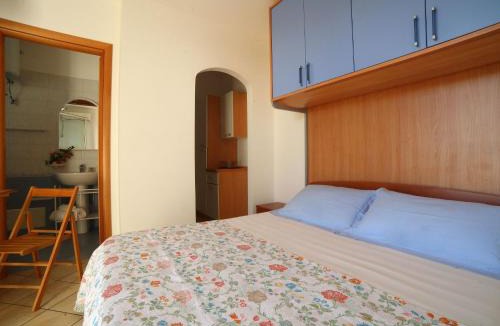 Torre Mozza Apartment | Apartment Wohnung 'Aphrodite A' in Strandnähe by Interhome