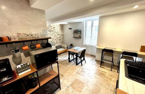 Riez Apartment | Apartment Wohnung by Interhome