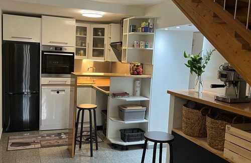 Absberg Apartment | Apartment 'Wohnung Mit Dachterrasse' with Private Terrace, Shared Garden & Wi-Fi