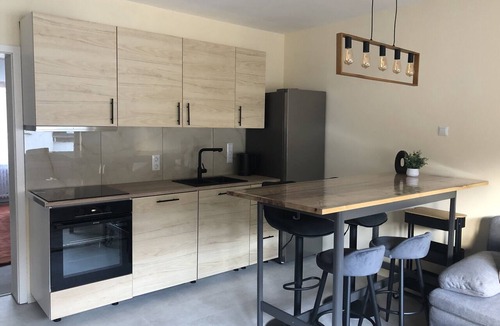 Klotten Apartment | Apartment 'Wohnung' with Shared Garden, Balcony and Wi-Fi