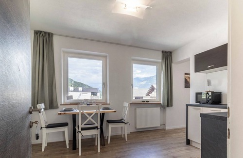 Morter Apartment | apartment Zerminiger for 2 · nicole apartments