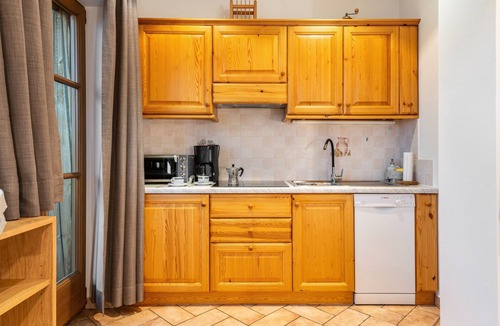 Renon Apartment | Apartment 'Zunerhof Abendsonne' with Mountain View, Balcony and Wi-Fi