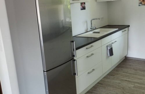 Oppenreute Apartment | Apartment 'Zur Dicken Berta' with Balcony and Wi-Fi