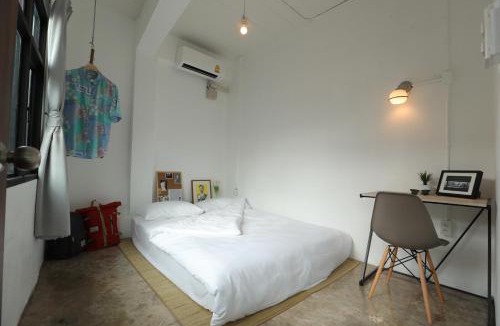 Thung Maha Mek Hostel | Apartment45 Hostel