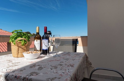Jakisnica Apartment | Apartments Beachfront Jakišnica (122481-A3) - Jakisnica