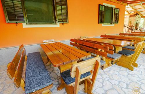Dragonja Apartment | Apartments between Vineyards & Sea