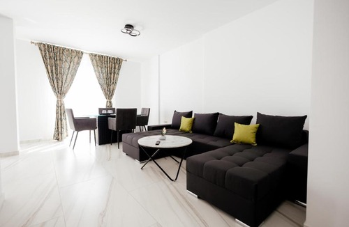 Scheia Apartment | Apartments by Bog Flor