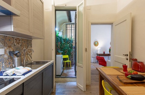 Santissima Annunziata Apartment | Apartments Florence The Vintage Nook