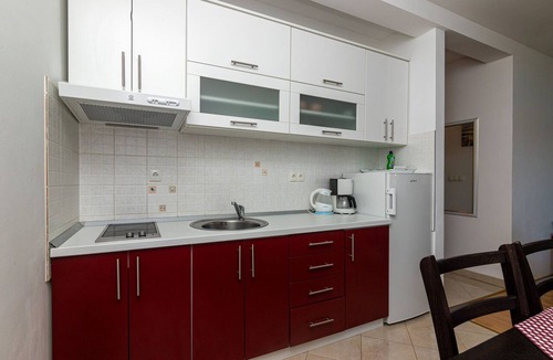 Mastrinka Apartment | Apartments Janja (30131-A6) - Arbanija (Ciovo)