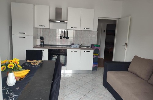 Supetarska Draga Apartment | Apartments Luka