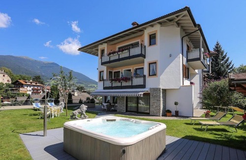 Gudon Apartment | Apartments Marialisa Superior Orchi
