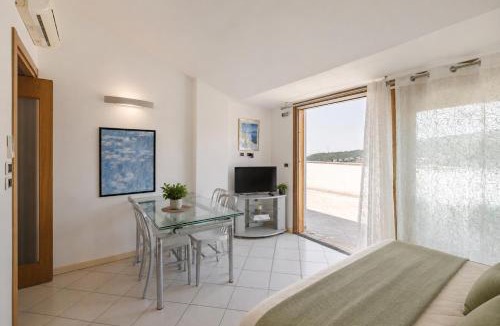 Roiano-Gretta-Barcola-Cologna-Scorcola Apartment | Apartments Marziale Sea View Terrace