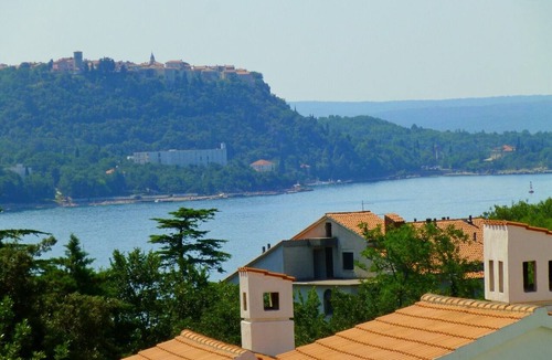 Omisalj Apartment | Apartments Mauro, (15221), Omišalj, hr