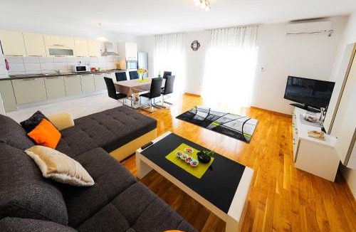 Stobrec Apartment | Apartments Rajic