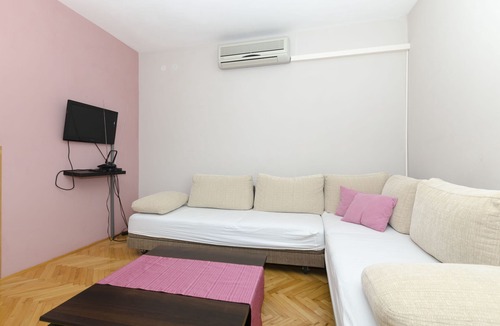 Mastrinka Apartment | Apartments Senija (55261-A2) - Arbanija (Ciovo)