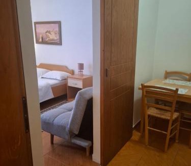 Maini Apartment | Apartments Tamara