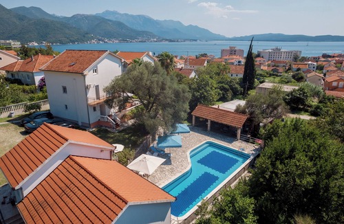 Bijela Apartment | Apartments Villa Mia (114661-A5) - Bijela