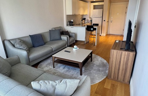 Zeytinburnu Apartment | Apartments with views of the Sea of ​Marmara