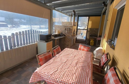 Skofljica Apartment | Apartments Želimlje - Three Bedroom Apartment 2 (spodaj)
