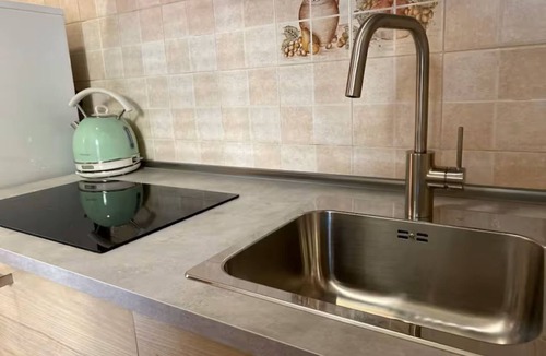 Roiano-Gretta-Barcola-Cologna-Scorcola Apartment | ApartVilla 2BR Suite/Free Parking