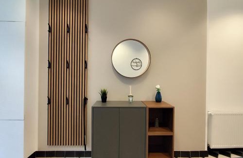 Celle Apartment | ApartZ - Celle Altstadt - bis 9 Personen Ideal für Familien und Gruppen, 3 SZ, 2 Bäder, Infrarotsauna, 1 Parkplatz buchbar, Dachterrasse - BRIGHT Collection