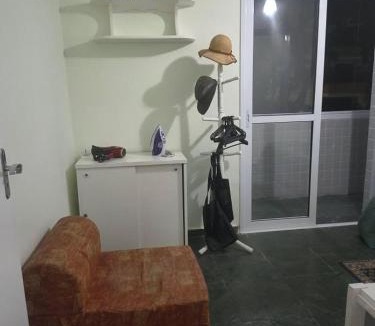 Vila Alzira Apartment | Ape 1 quarto e sacada com vista do mar