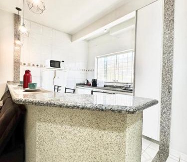 Formosa Apartment | Ape Elegance com ar condicionado cama queen no centro