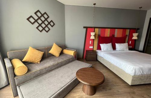 Suoi Nuoc Beach House | Apec Mandala Condotel