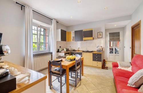 Castellinaldo Apartment | Aperegina