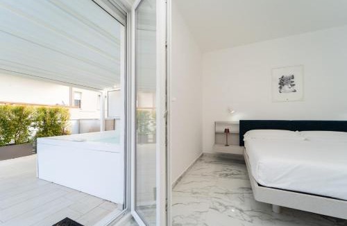 Soverato Apartment | Aphrodite Prestige Penthouse - Sea & Jacuzzi