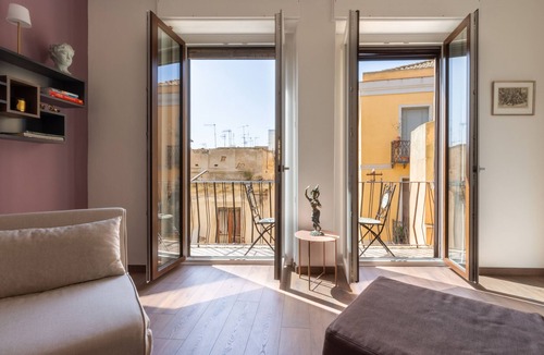 Historic Castle District Apartment | Aphrodite's retreat elegance in the heart of Cagliari, enchanting sea