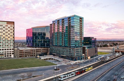 Southmoor Park Hotel | Apiary Hotel Belleview Station Denver