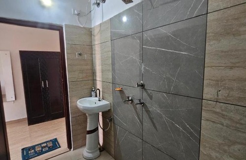 Bail Parao House | Apna farm Homestay