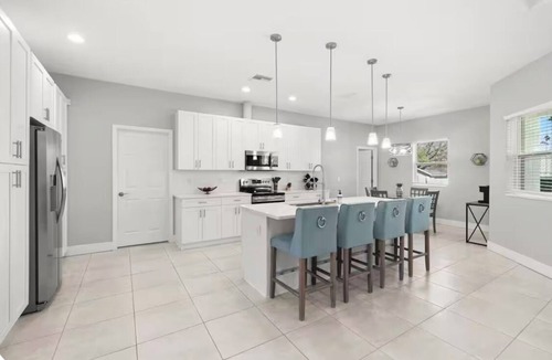 Apollo Beach House | Apollo Beach Gem