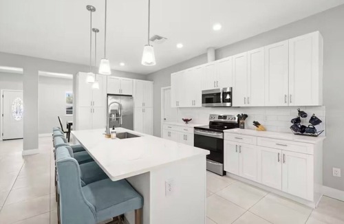 Apollo Beach House | Apollo Beach Gem