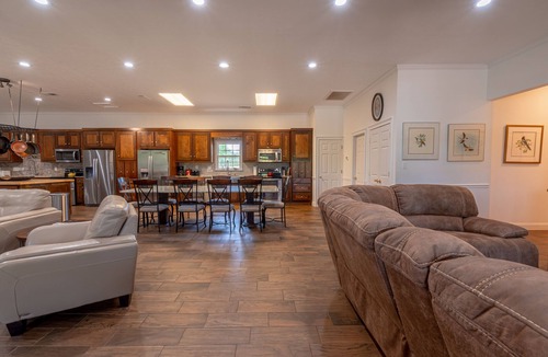 Louvale Villa | Apollo's Villa - Peaceful Country Retreat - 12 Bedrooms - 10.5 Baths - Lake View