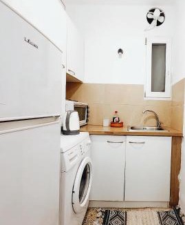 Filopappou Apartment | Apollonas