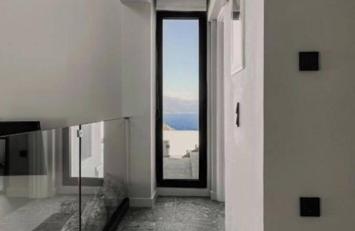 Aperio House | Aposperia Memorable Living