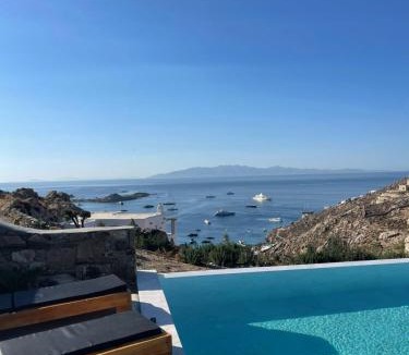 Psarou Apartment | Apostolis Windmill