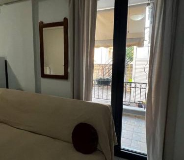 Panagiouda House | Apostolos House