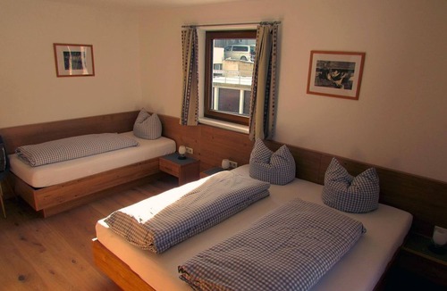 Oberperfuss House | App. Cornflower/2 bedrooms/shower, WC, short 2 - Studlerhof Hörtnagl