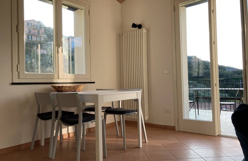 Chiavari Apartment | App. second floor Grapefruit