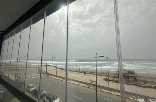 Mehdya Apartment | Apparemment Front mer et Pied Dans Leau