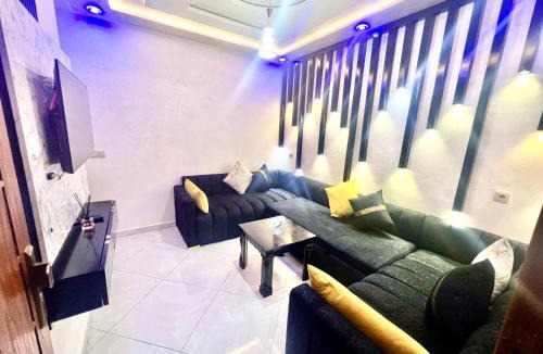 Ahriq Apartment | Apparemment