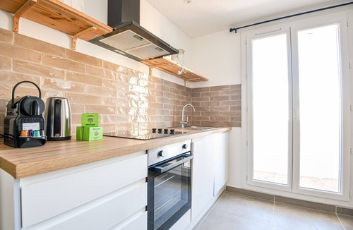 3rd Arrondissement Apartment | Appart 3 ch neuf proche Saint-Charles Belle de Mai