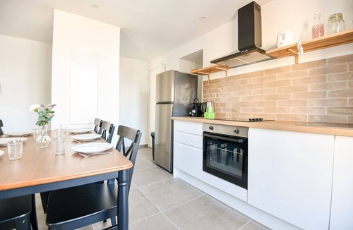 3rd Arrondissement Apartment | Appart 3 ch neuf proche Saint-Charles Belle de Mai