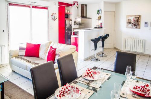 Decines-Charpieu Apartment | Appart'cosy Lyon Est