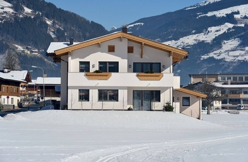 Laimach House | Appart Michaela Bergblick - rest - relaxation
