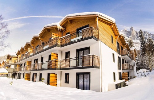 Les Tines Condo | Appart près des Pistes | Piscine semi-couverte