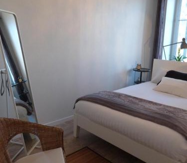Cherbourg-en-Cotentin Apartment | Appart Titanic Cherbourg Centre Port